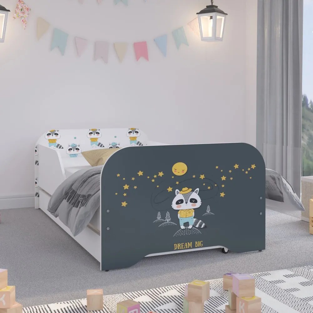 Pat pentru băieţi cu bursuc 140 x 70 cm