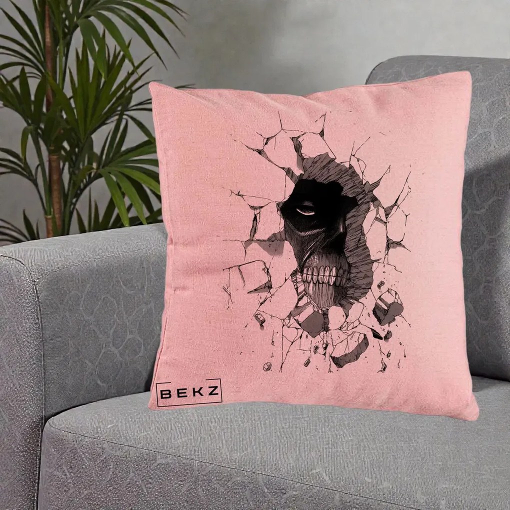 Perna Personalizata Attack on Titan Titan Crapand Zidul, 40x40 cm, Roz, Husa Detasabila, Perna Inclusa, BEKZ®
