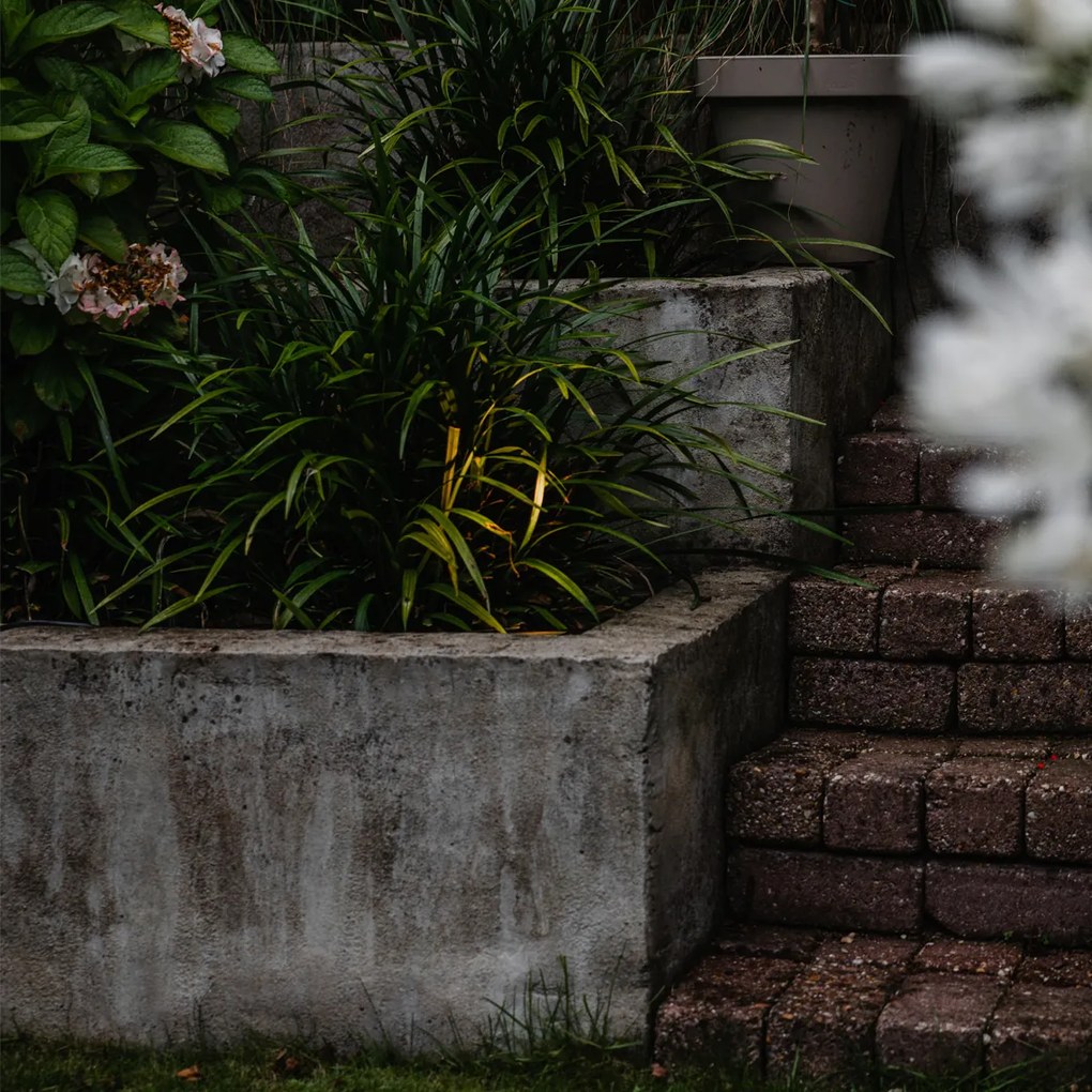 Spot modern pentru exterior negru reglabil IP65 - Delux