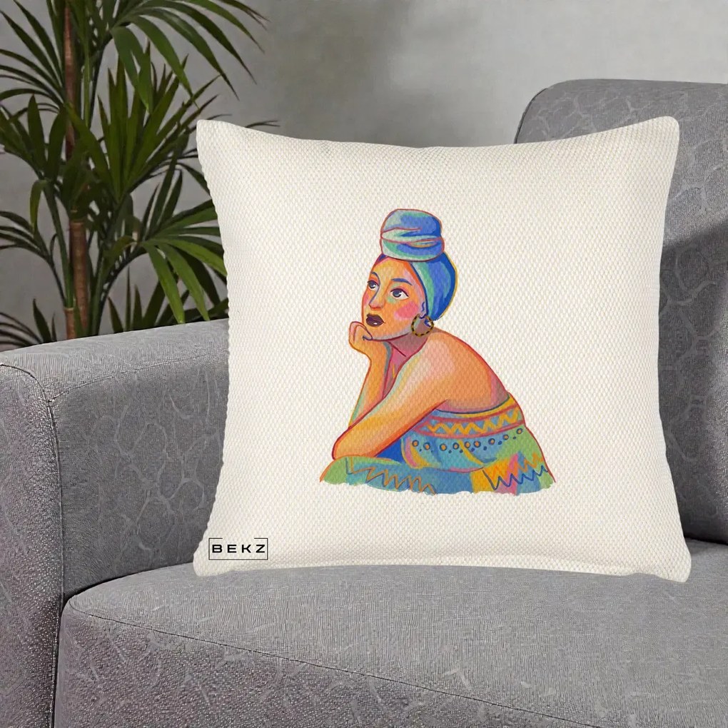 Perna Decorativa Portret Femeie Contemplativa, 40x40 cm, Crem Reliefat, Husa Detasabila, Perna Inclusa, BEKZ®