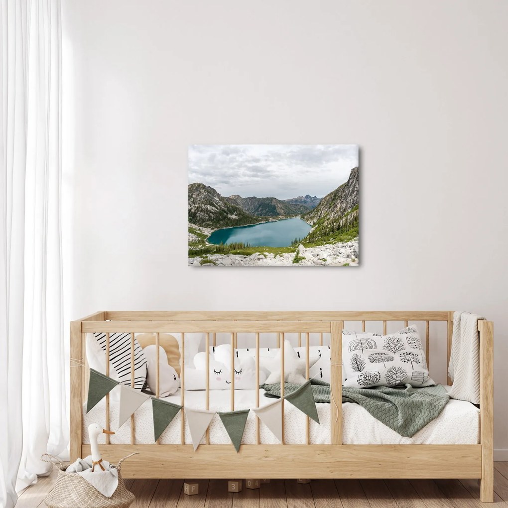 Tablou cu lac în munți (70x50 cm)