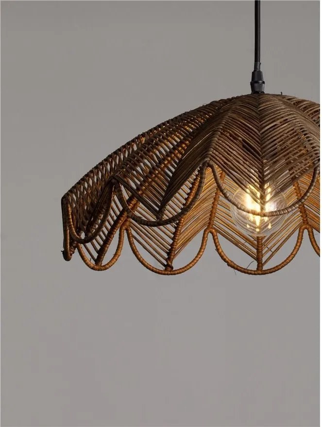 Lustra suspendata stil natural ratan maro FLARE