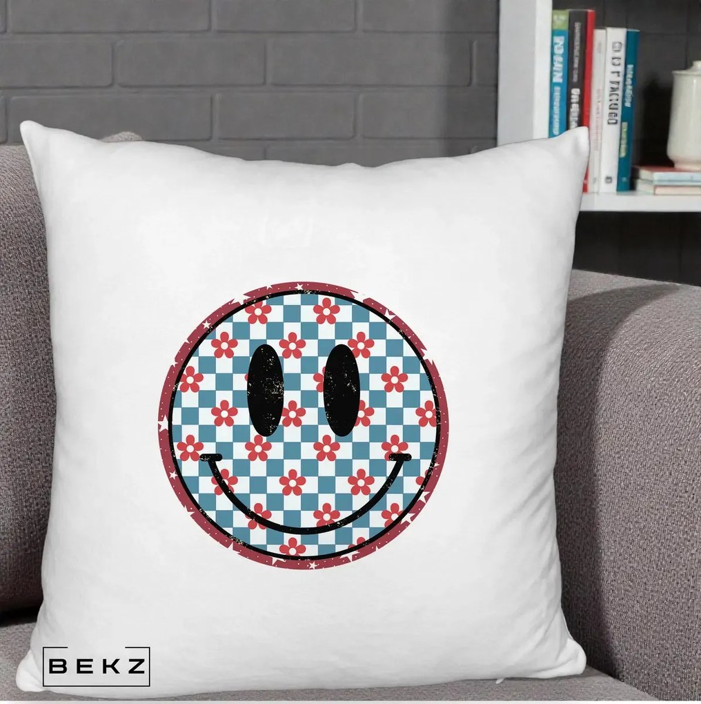 Perna Decorativa Smiley Face Checkered cu Floricele, 40x40 cm, Alb Pufos, Husa Detasabila, Perna Inclusa, BEKZ®
