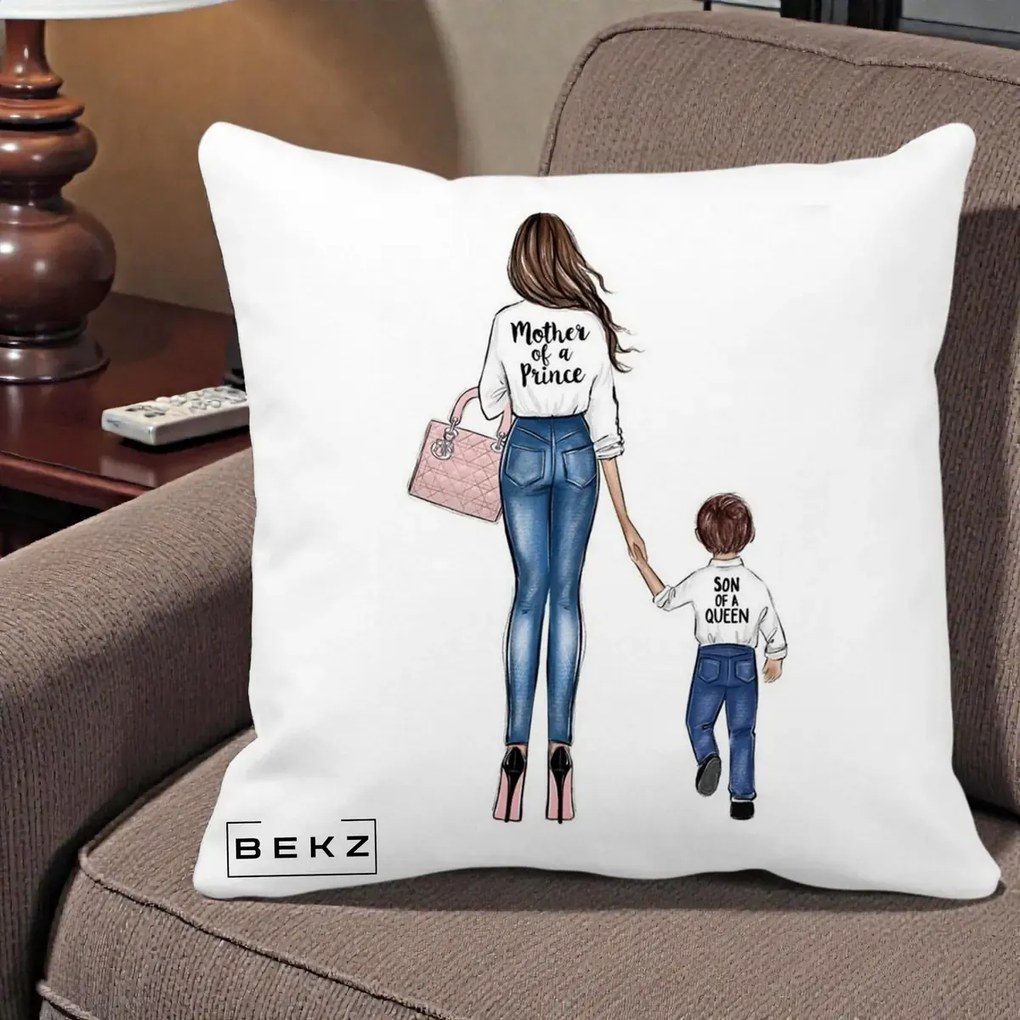 Cadou pentru Mama - Perna Personalizata Patrata Mother of a Prince, 40x40 cm, Alba Mata, Husa Detasabila, Perna Inclusa, BEKZ®