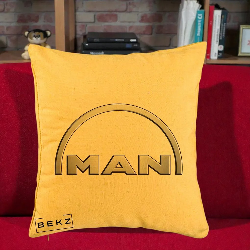 Perna Personalizata cu emblema MAN, 40x40 cm, Galben, Husa Detasabila, Perna Inclusa, BEKZ®