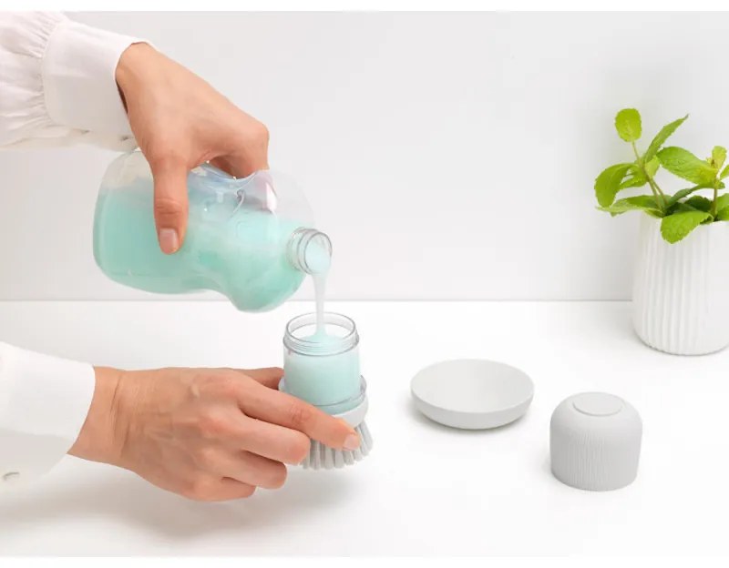 Dozator detergent de vase cu perie Brabantia Sinkside 1003318, 100 ml, Peri din poliester, Suport, Gri deschis