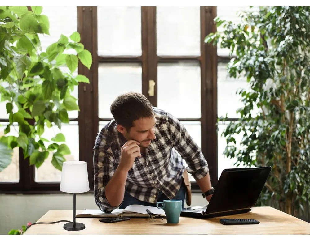 Veioză neagră-albă cu abajur textil (înălțime 30 cm) Eve – Fischer & Honsel