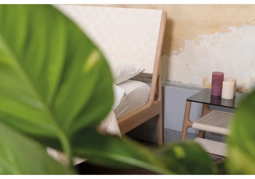 Pat matrimonial gri/în culoare naturală din lemn masiv de stejar 140x200 cm Fawn – Gazzda