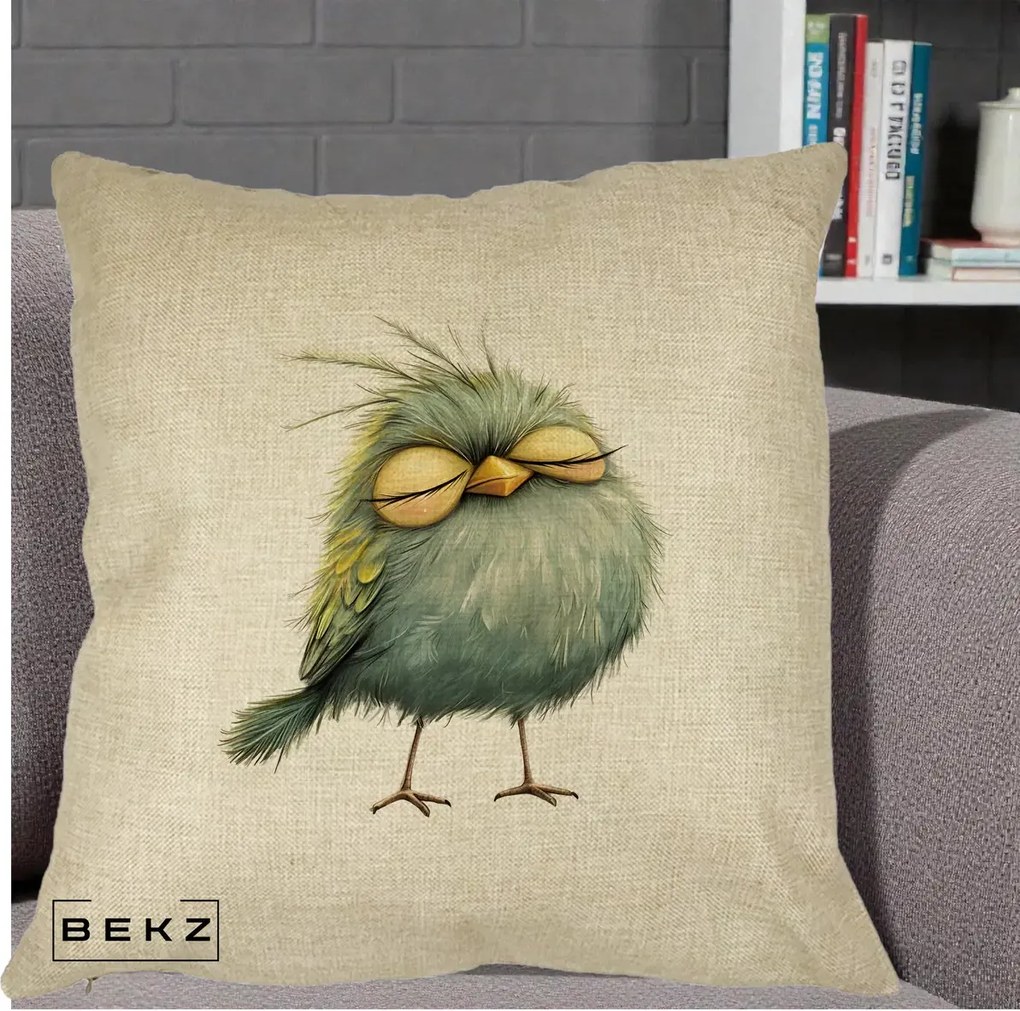 Perna Decorativa Pasare Teal Adormita cu Ochi Galbeni, 40x40 cm, Crem, Husa Detasabila, Perna Inclusa, BEKZ®
