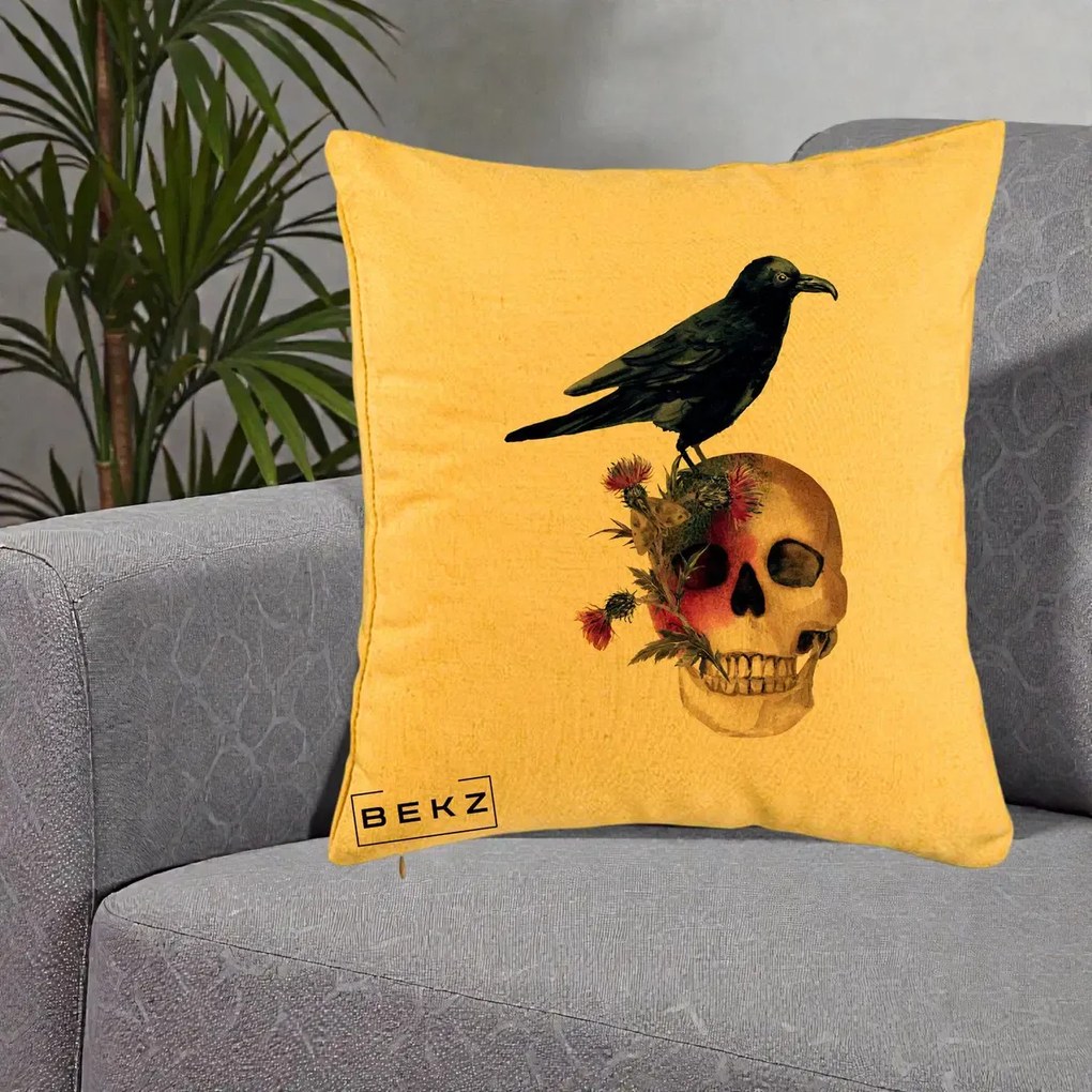 Perna Decorativa Craniu cu Corb si Flori Gothic, 40x40 cm, Galben, Husa Detasabila, Perna Inclusa, BEKZ®