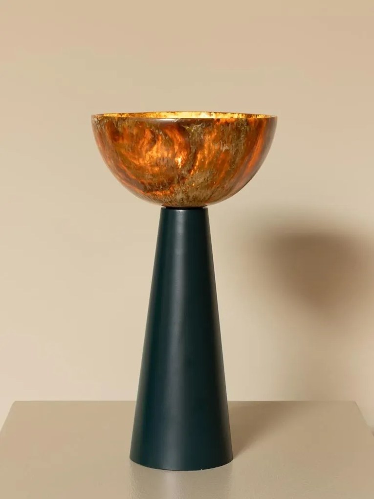 Lampă de masă din rășină maro cu structură din metal kaki, abajur în formă de cupă, finisaj lucios, 35×23 cm, „Toralia"