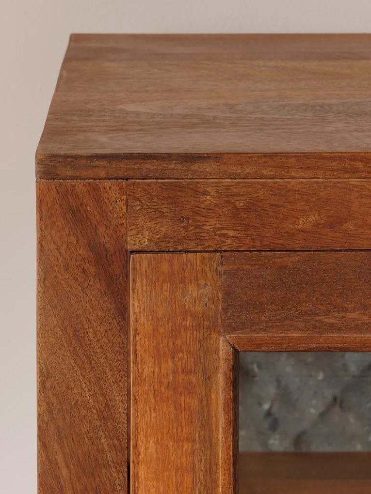 Vitrină mică rustică din lemn reciclat, maro, cu 1 ușă vitrată, laterale vitrate și 3 rafturi, finisaj natural, 127 x 54 x 46 cm, „Marcel”