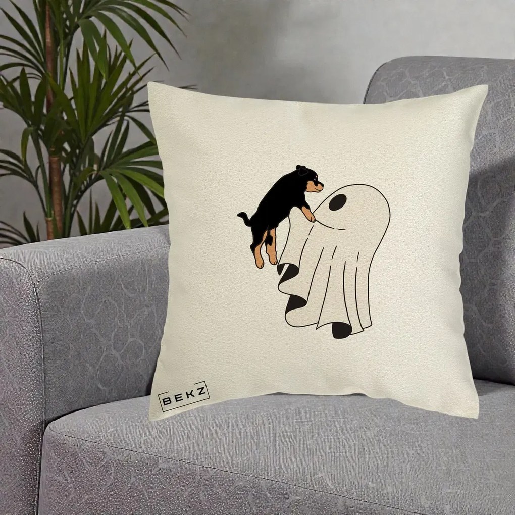 Perna Decorativa Caine Rottweiler Fantoma Halloween, 40x40 cm, Ecru, Husa Detasabila, Perna Inclusa, BEKZ®