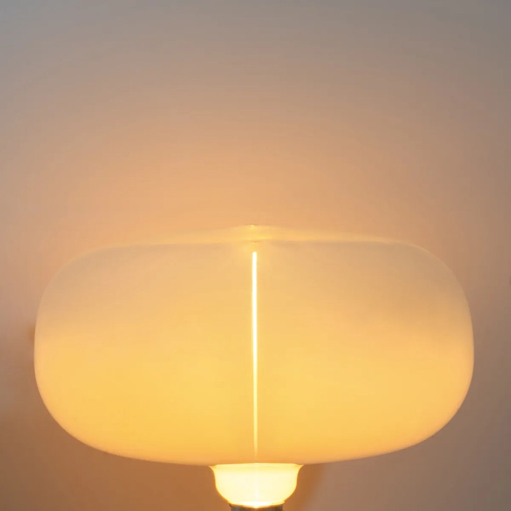 Bec LED E27 P215 alb 3,4W 150lm 1800K