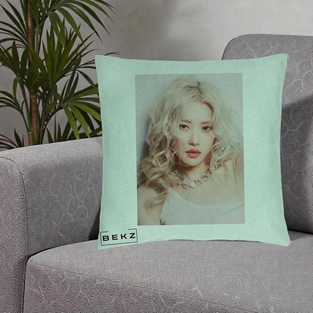 Perna Personalizata K-pop BLACKPINK Rose, 40x40 cm, Verde Menta, Husa Detasabila, Perna Inclusa, BEKZ®
