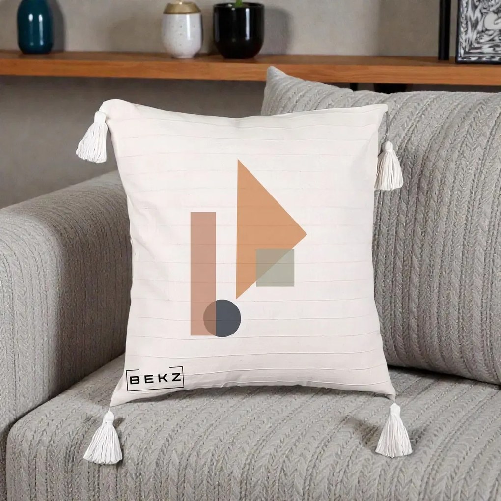 Perna Decorativa Geometric Bauhaus Triunghi, 40x40 cm, Bej cu Franjuri, Husa Detasabila, Perna Inclusa, BEKZ®