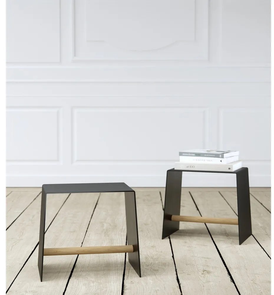 Scaun negru din metal Bull – LIND DNA