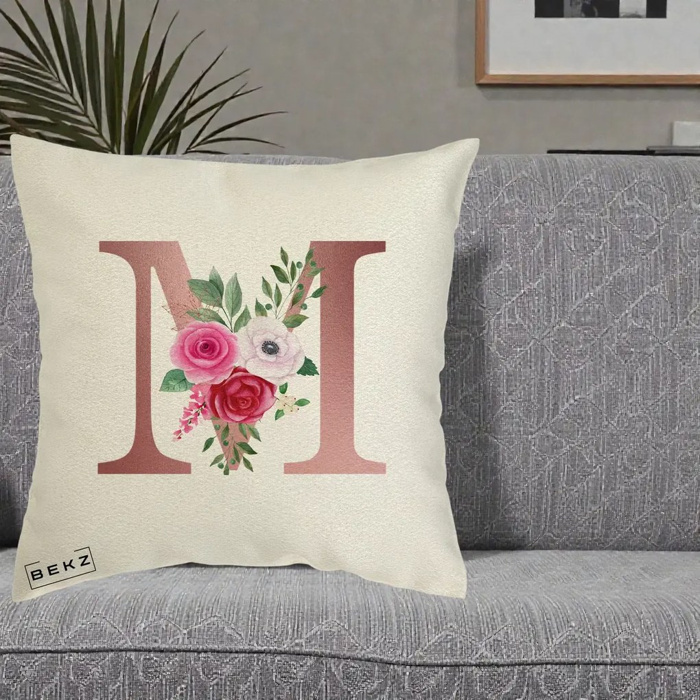 Cadou Personalizat - Perna Personalizata Monograma Rose Gold Litera M cu Trandafiri, 40x40 cm, Ecru, Husa Detasabila, Perna Inclusa, BEKZ®