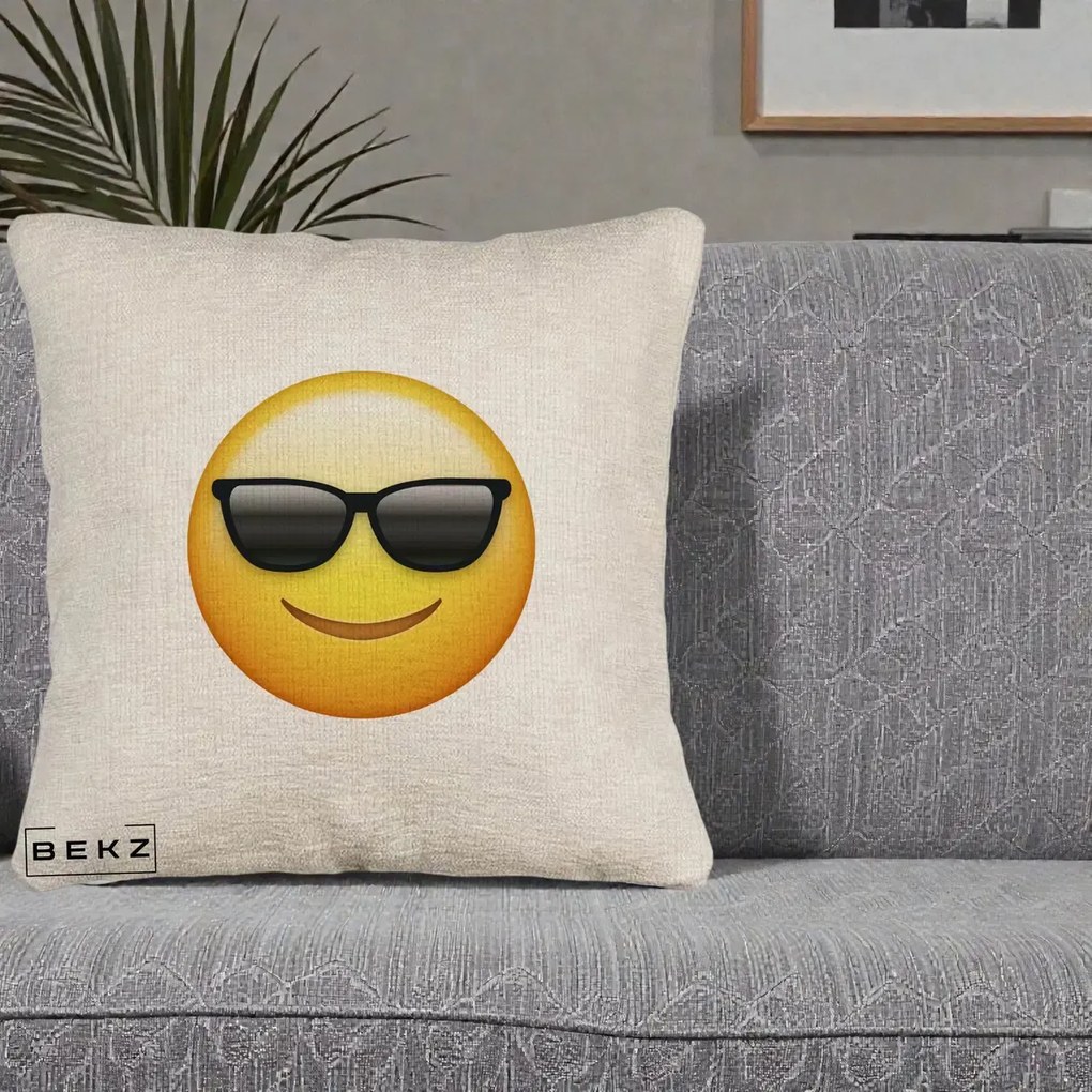 Perna Decorativa Emoji Cool Ochelari, 40x40 cm, Bej Canapea, Husa Detasabila, Perna Inclusa, BEKZ®