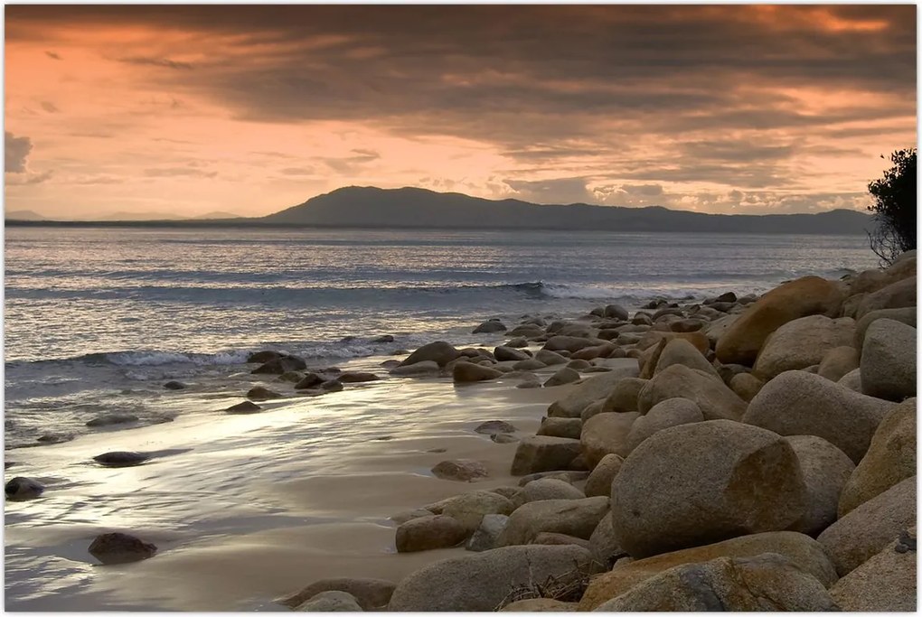 Tablou - Marea și munții (90x60 cm)