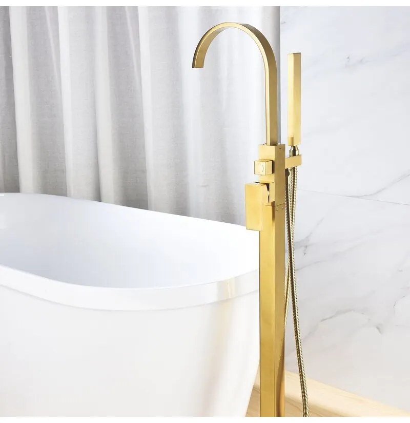 Baterie de Podea cu Pară și Furtun Auriu – Adaugă un strop de glamour în baia ta cu un design modern.