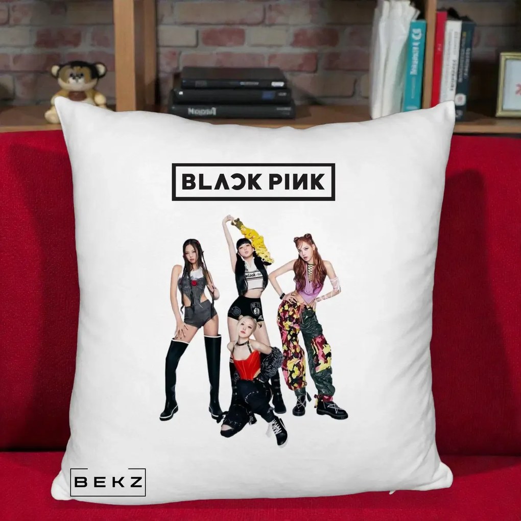 Perna Personalizata K-pop BLACKPINK Fotografie de Grup, 40x40 cm, Alb Pufos, Husa Detasabila, Perna Inclusa, BEKZ®