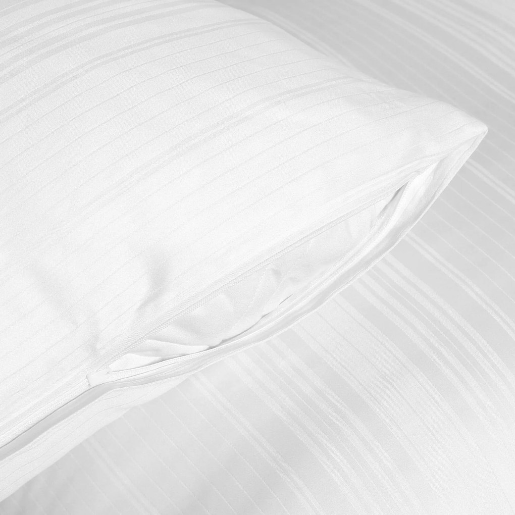 Goldea lenjerie de pat deluxe din damasc - albă cu dungi subțiri 140 x 200 și 50 x 70 cm
