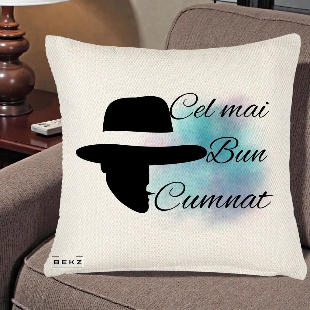 Cadou pentru Cumnat - Perna Personalizata Cel mai Bun Cumnat cu Silueta Palarie si Pete Teal-Roz, 40x40 cm, Crem Reliefat, Husa Detasabila, Perna Inclusa, BEKZ®