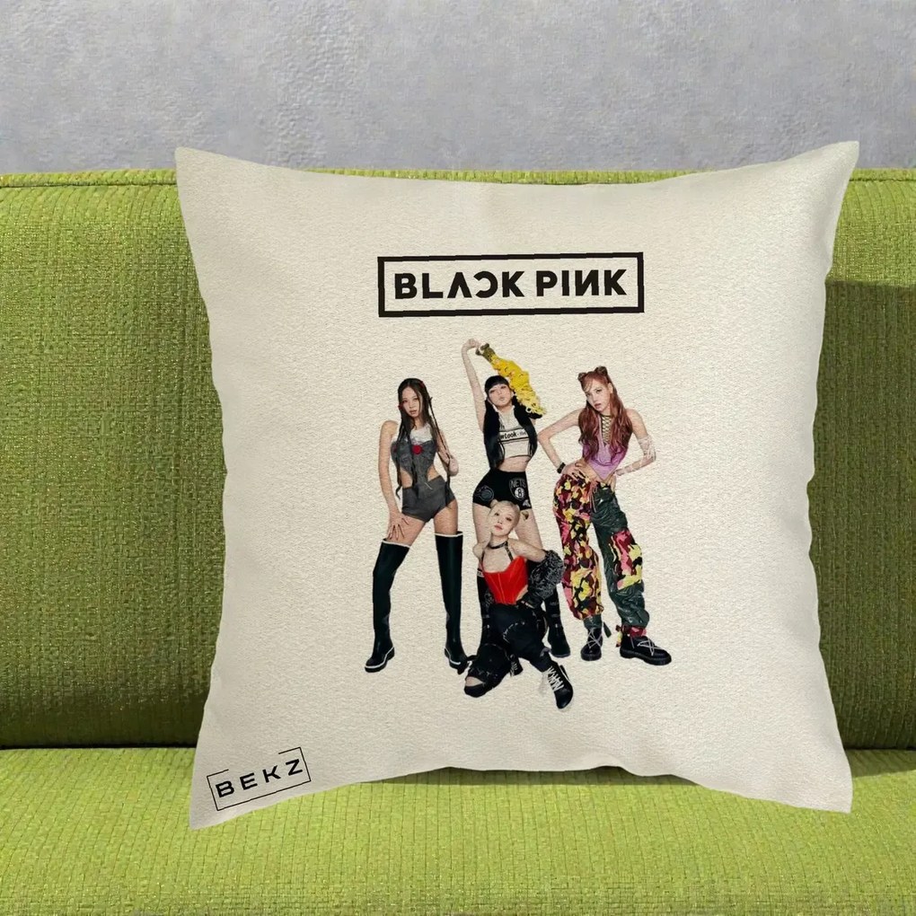 Perna Personalizata K-pop BLACKPINK Fotografie de Grup, 40x40 cm, Ecru, Husa Detasabila, Perna Inclusa, BEKZ®