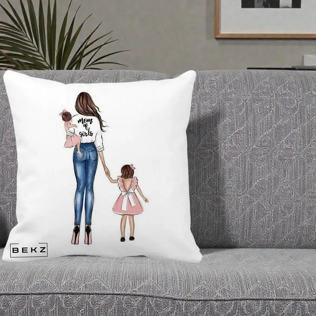 Cadou pentru Mama - Perna Personalizata Mom of Girls Mama cu Fetele, 40x40 cm, Alba Mata, Husa Detasabila, Perna Inclusa, BEKZ®