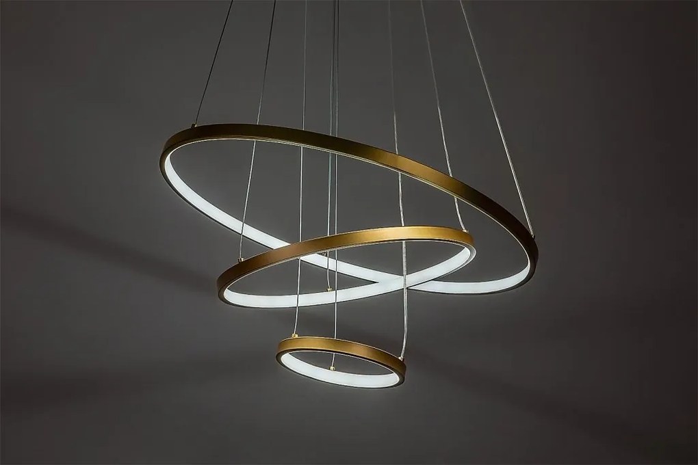 Lustra LED cu telecomanda cu 3 inele metal auriu Beliza