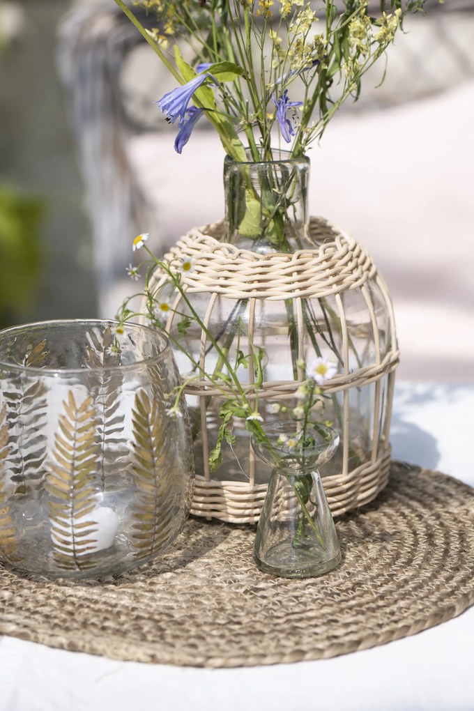 IB Laursen Suport din sticla pentru lumanari cu decor din alama LEAVES