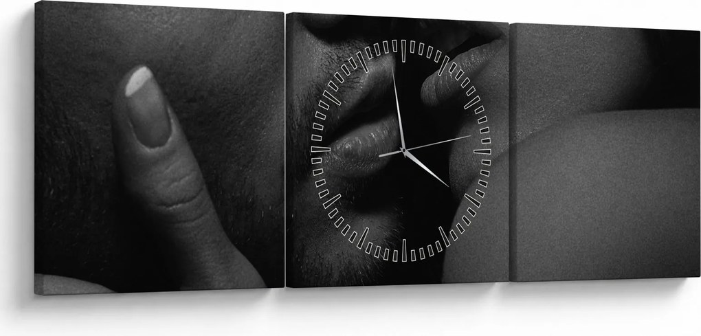 Tablou - Sărutul, fotografie alb-negru (cu ceas) (90x30 cm)
