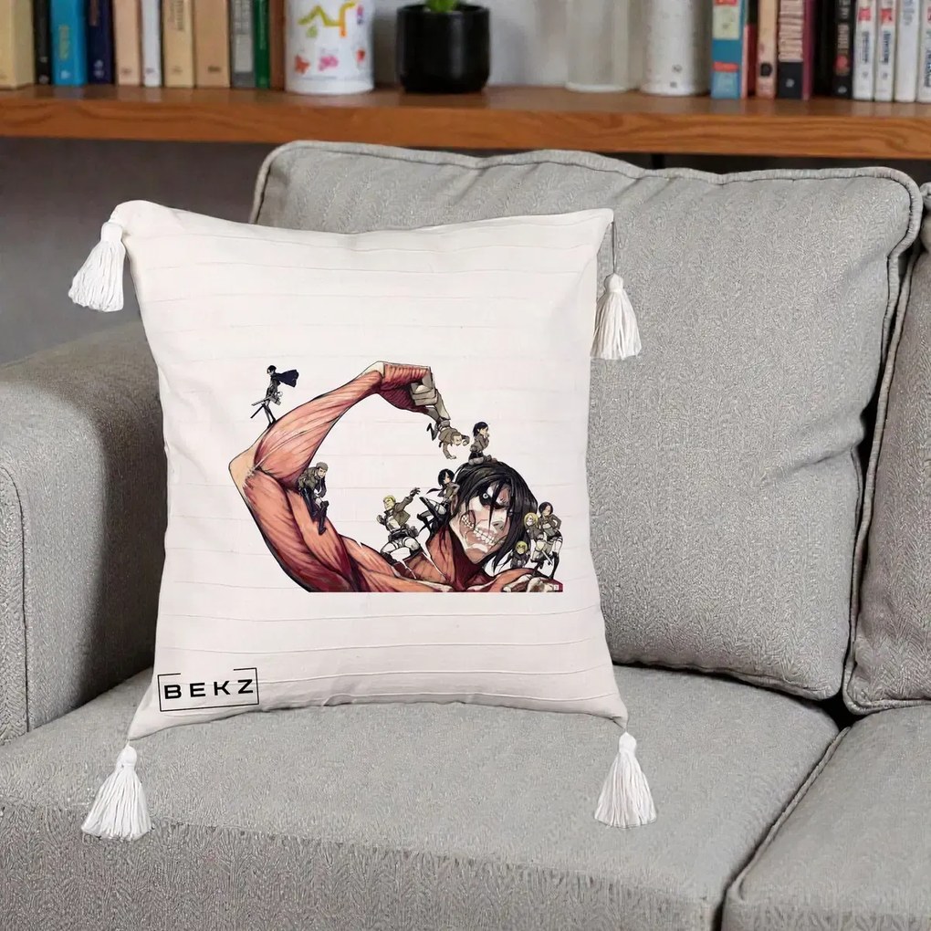 Perna Personalizata Attack on Titan Eren Titan Grup, 40x40 cm, Bej cu Franjuri, Husa Detasabila, Perna Inclusa, BEKZ®