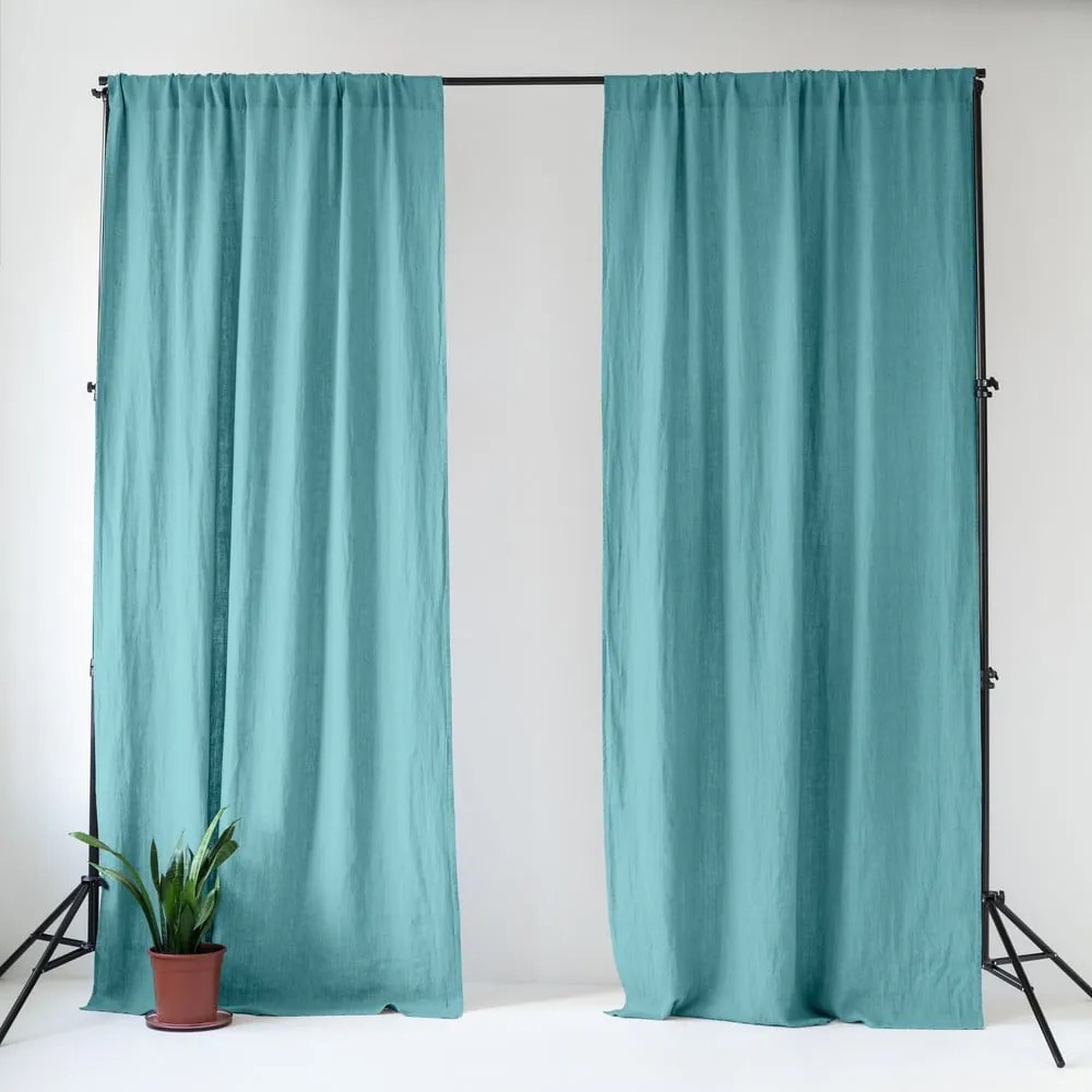 Draperie turcoaz din in 140x200 cm Coastal Blue – Linen Tales