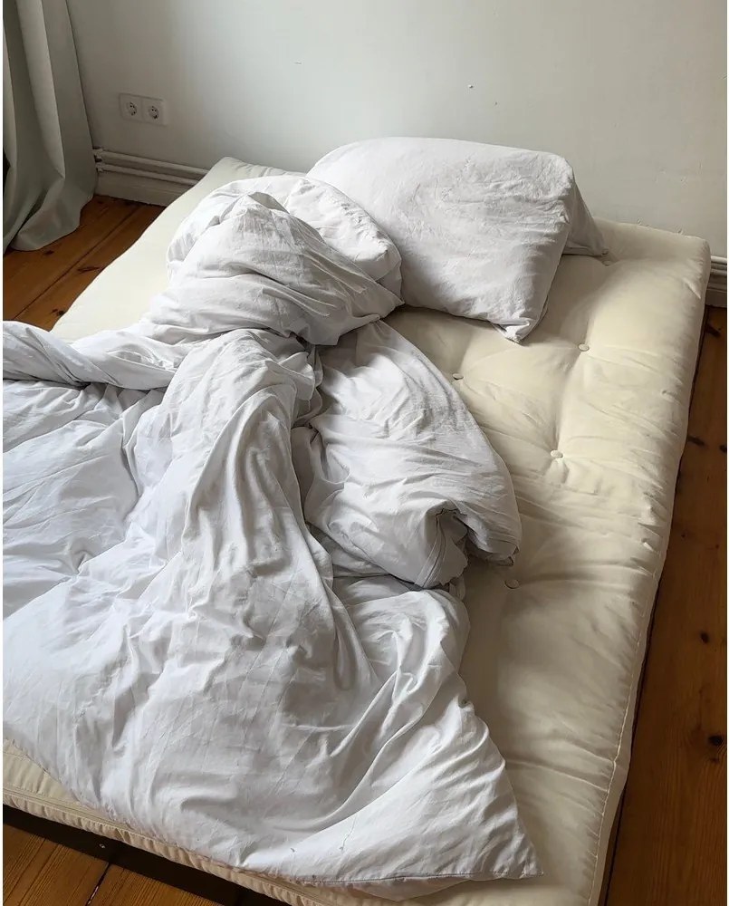 Canapea maro extensibilă 140 cm Roots Black Night – Karup Design