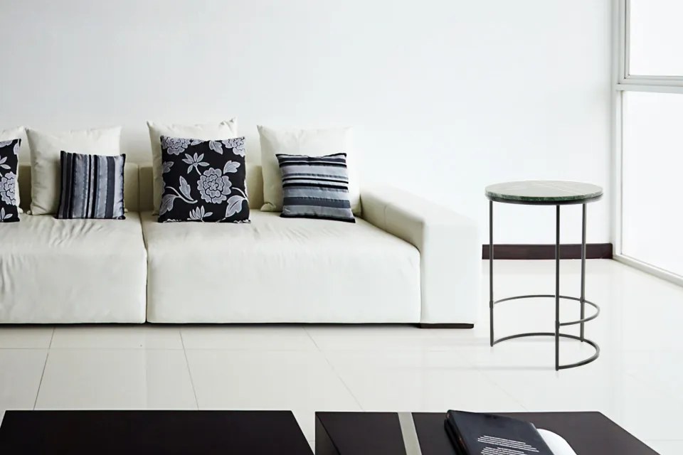 Masuta de cafea rotunda din marmura Louis 44.5x44.5x64 cm verde
