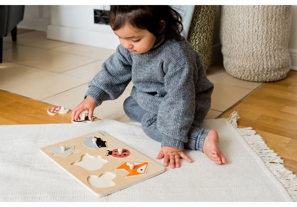 Puzzle (număr de piese 6) de inserat din lemn Forest – Kindsgut