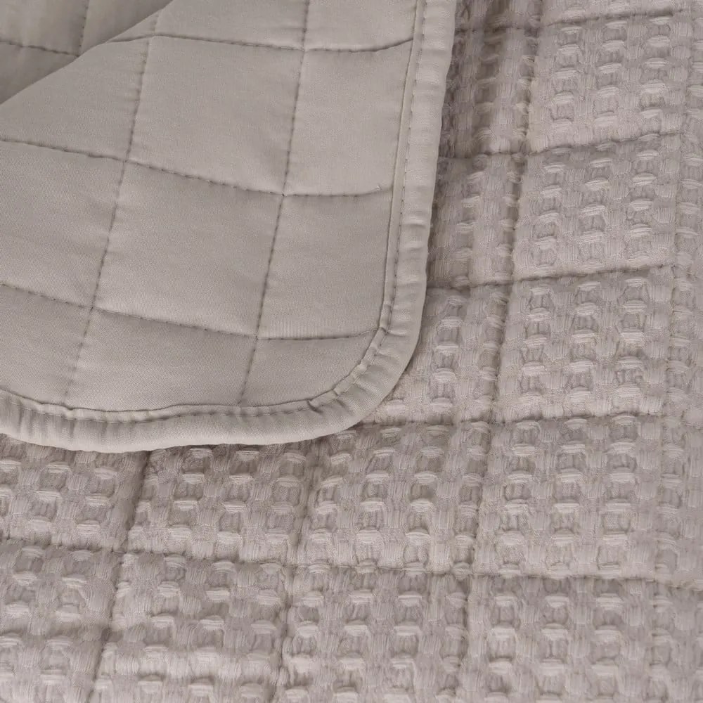 Cuvertură bej matlasată 240x260 cm – Ixia