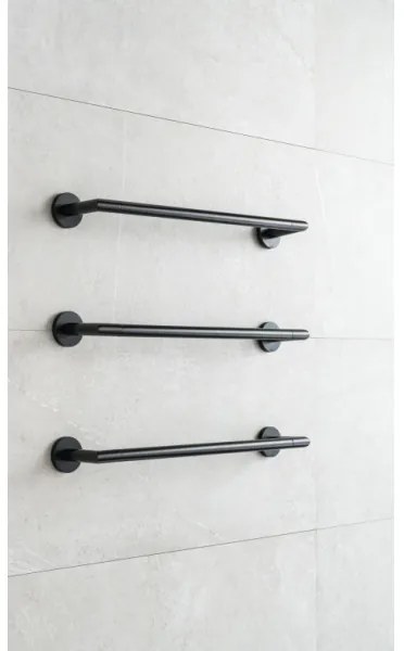 P.M.H. IN1B-L - Uscător electric pentru prosoape INGA 17W/230V 85,9cm IP44 stânga/negru