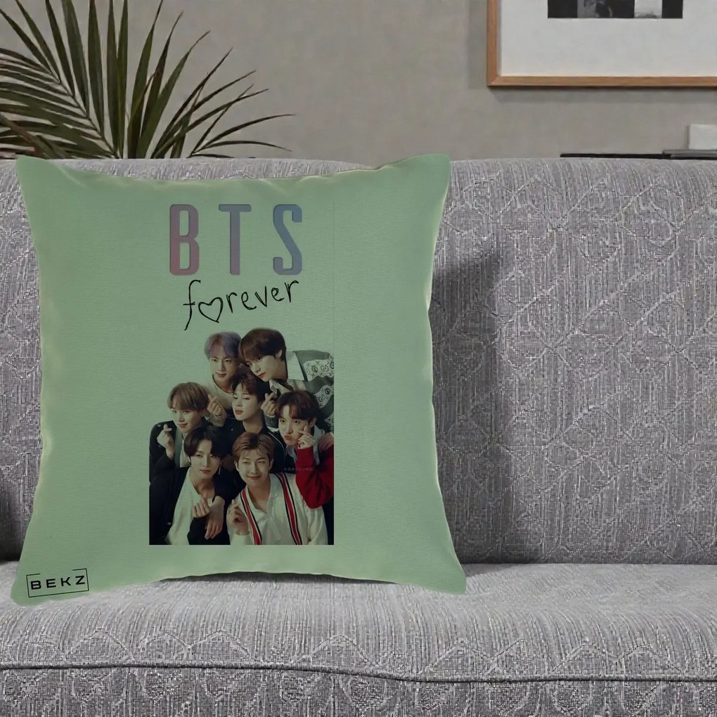 Perna Personalizata K-pop BTS Forever cu Foto Grup Negru, 40x40 cm, Verde, Husa Detasabila, Perna Inclusa, BEKZ®