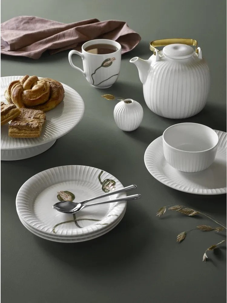 Cană din porțelan Kähler Design Hammershøi Poppy, 330 ml, alb