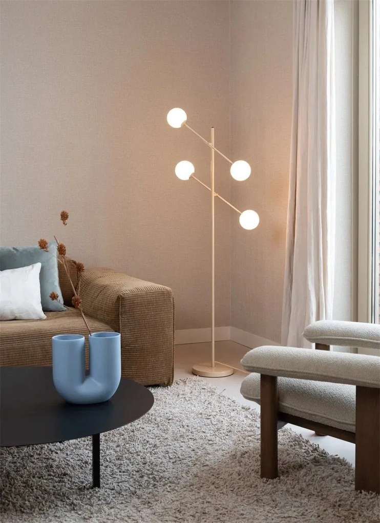 Lampadar cu 4 globuri sticla si metal bej Copenhagen