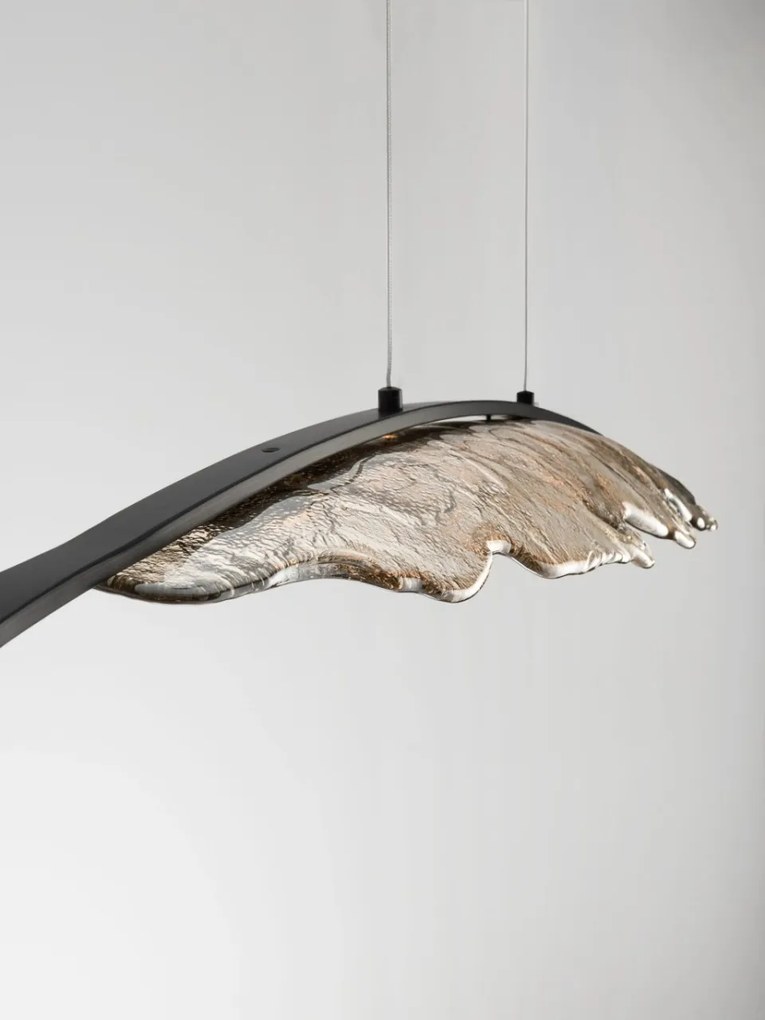 Lustra LED suspendata in forma de frunza AMADO
