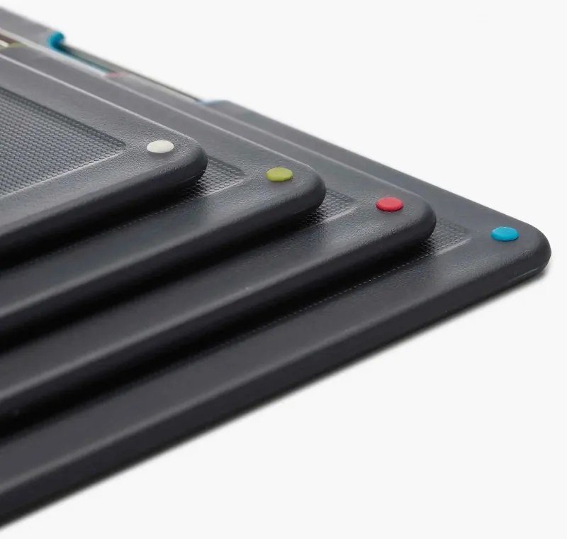 Set 4 tocatoare alimente Joseph Joseph 60171 Folio, Suport depozitare, Negru