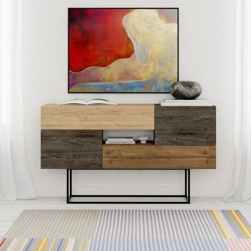 Comodă maro/în culoare naturală joasă cu aspect de lemn de stejar 145x82 cm Titan – Marckeric