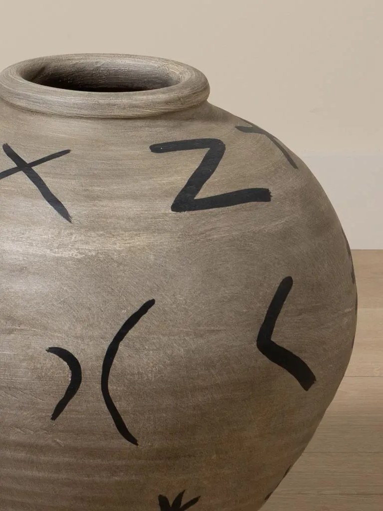 Vas decorativ din teracotta cu motive tribale , H41cm , "Ritual"