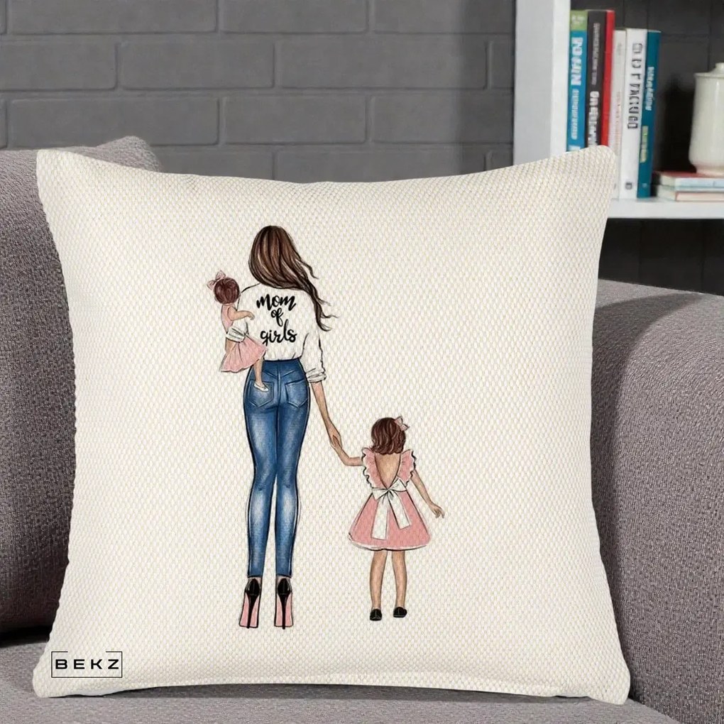 Cadou pentru Mama - Perna Personalizata Mom of Girls Mama cu Fetele, 40x40 cm, Crem Reliefat, Husa Detasabila, Perna Inclusa, BEKZ®
