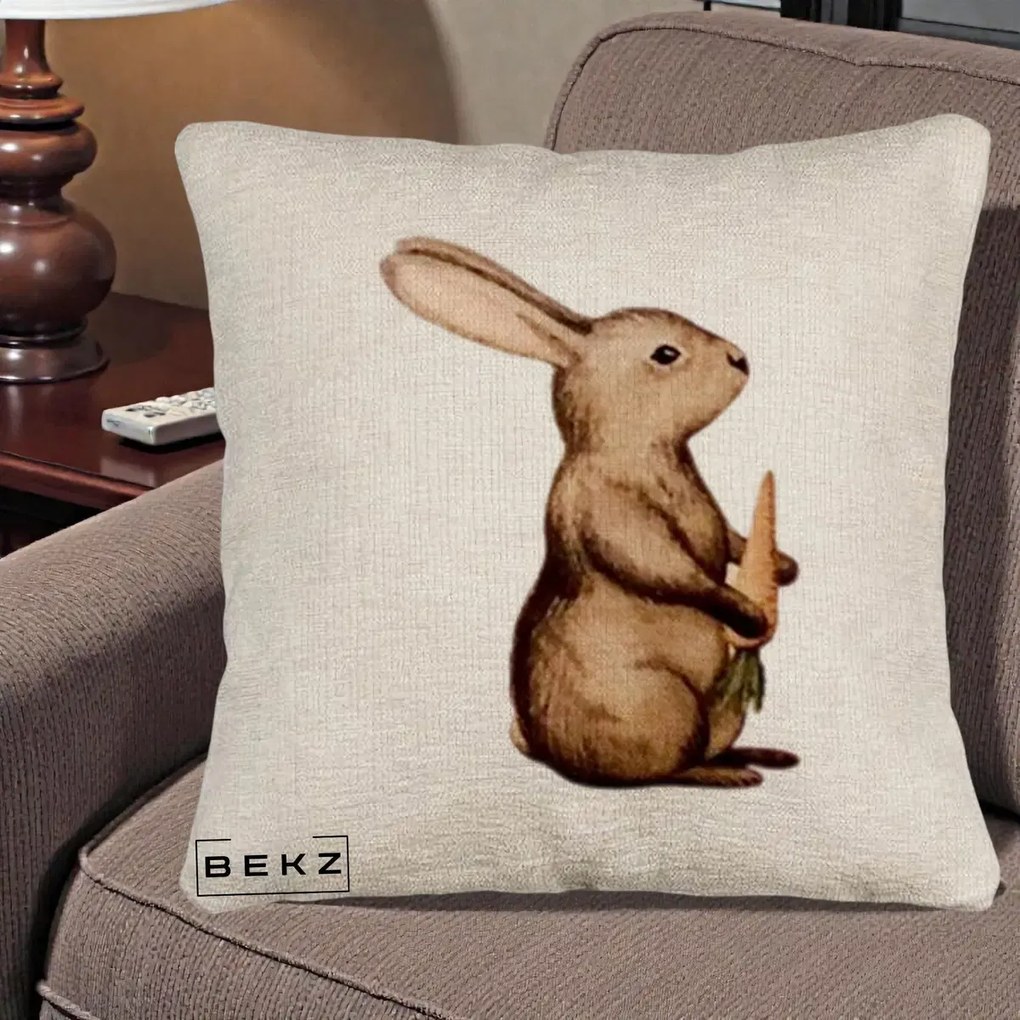 Perna Decorativa Iepuras Acuarela cu Morcov, 40x40 cm, Bej Canapea, Husa Detasabila, Perna Inclusa, BEKZ®