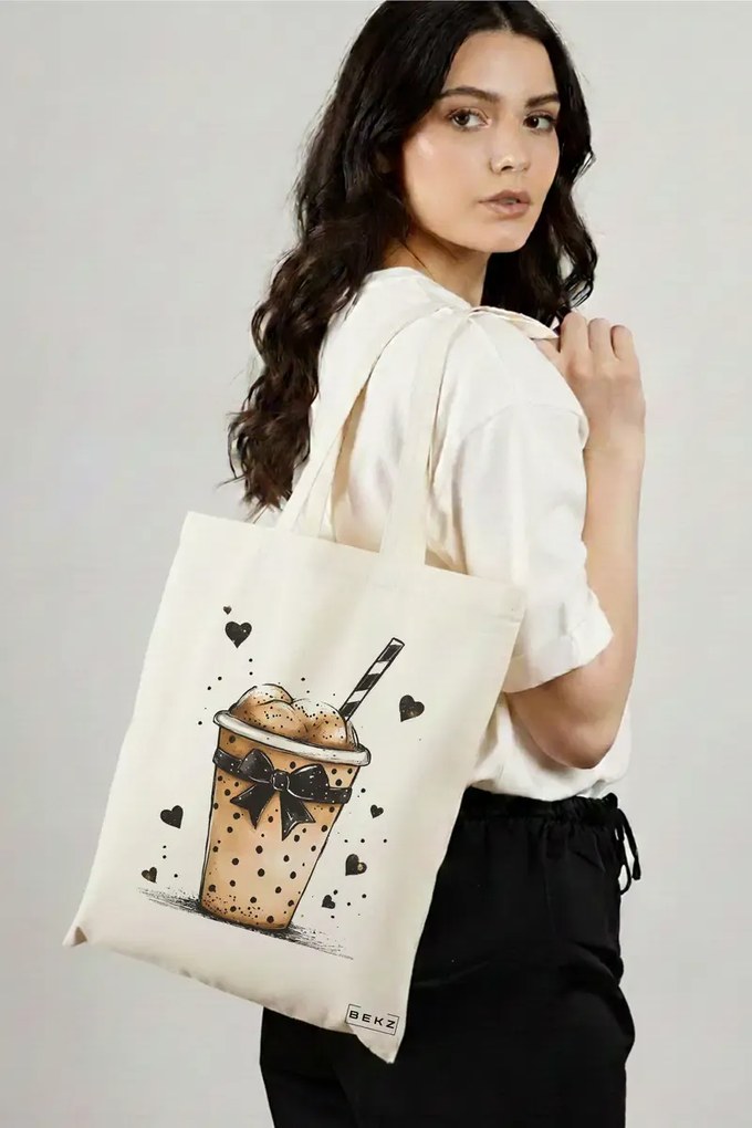 Sacosa de Panza pentru Cumparaturi, Geanta Tote, model Caffeine lover 2 38 x 34.5 cm, Alba, BEKZ®